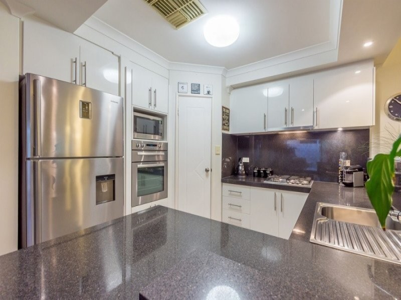 9 Castellon Entrance, Mindarie WA 6030