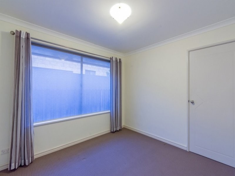 9 Castellon Entrance, Mindarie WA 6030