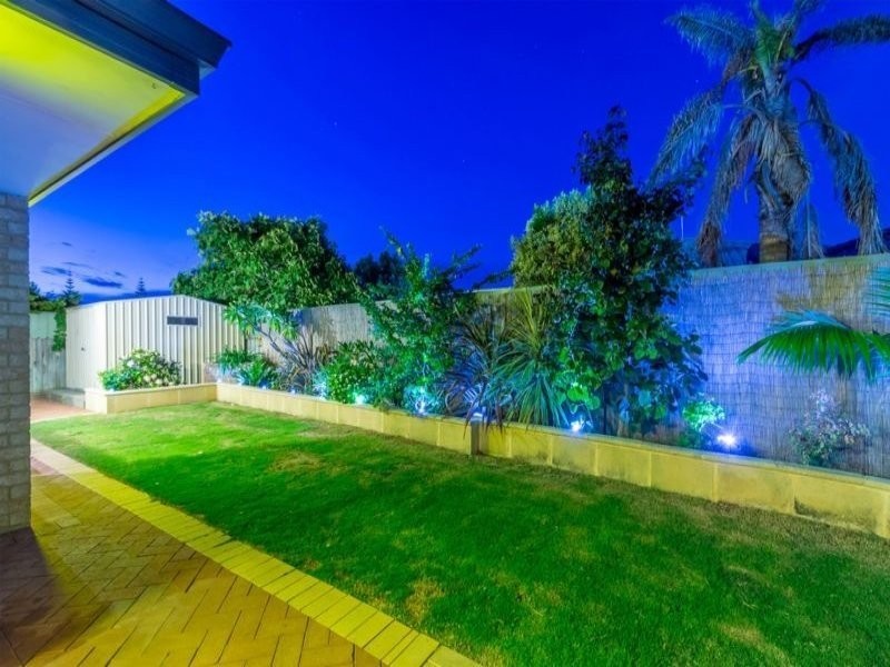 9 Castellon Entrance, Mindarie WA 6030