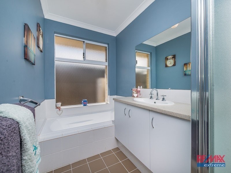 12 Seaside Avenue, Yanchep WA 6035