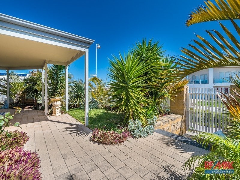 12 Seaside Avenue, Yanchep WA 6035