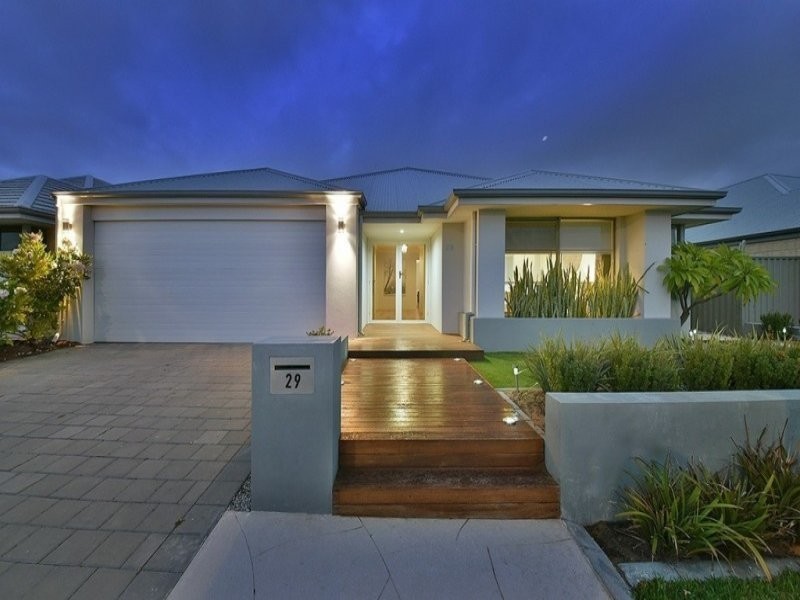 29 Farnham Pass, Alkimos WA 6038