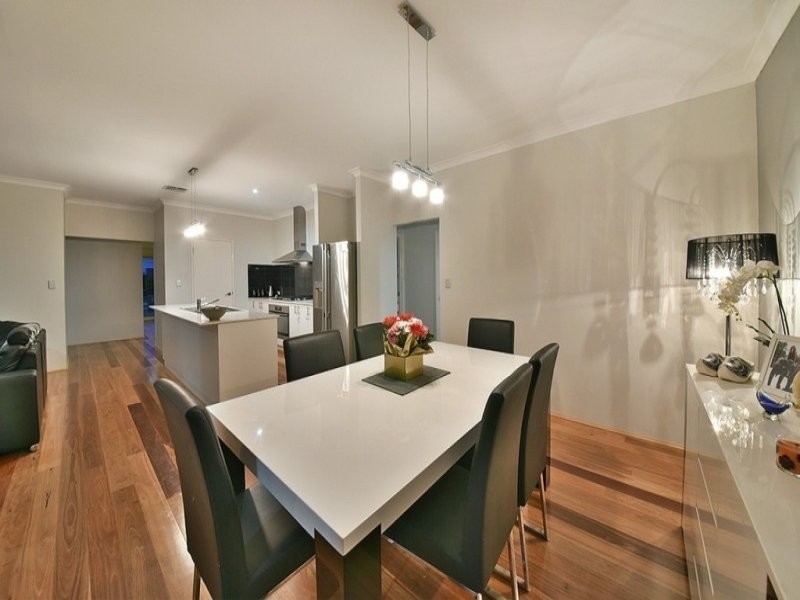 29 Farnham Pass, Alkimos WA 6038