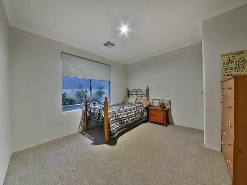 29 Farnham Pass, Alkimos WA 6038