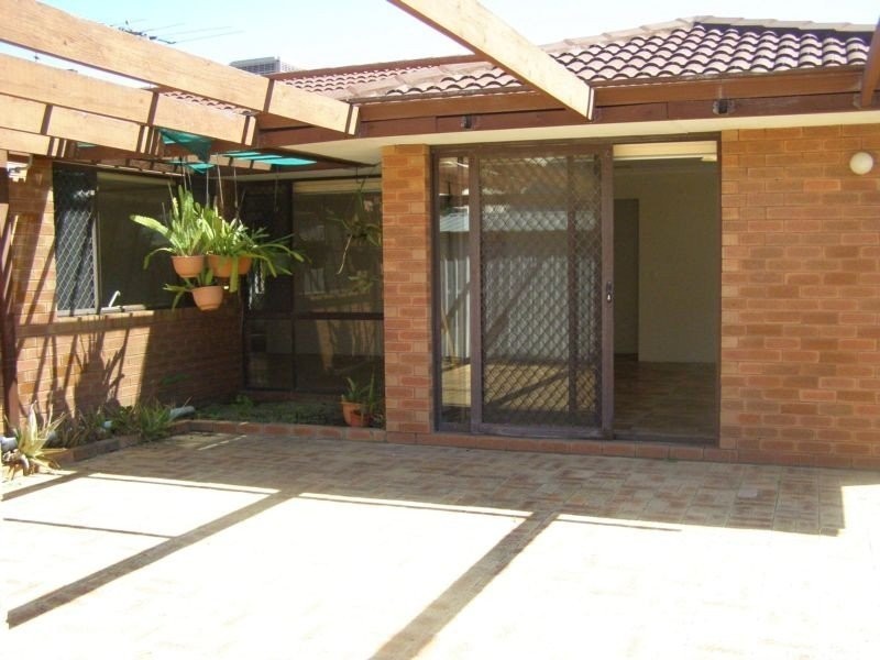 32 Greygum Crescent, Quinns Rocks WA 6030