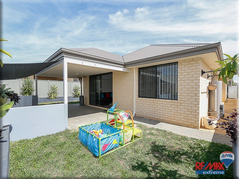 20 Helmsley Parkway, Alkimos WA 6038
