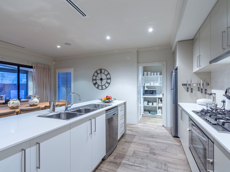 10 Auger Way, Alkimos WA 6038