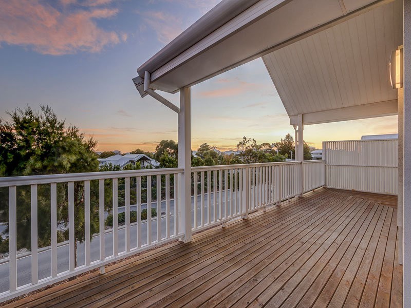 73 Lindsay Beach Boulevard, Yanchep WA 6035