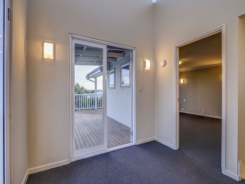 73 Lindsay Beach Boulevard, Yanchep WA 6035