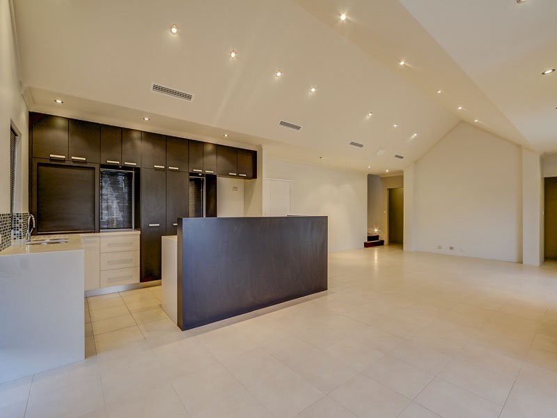 73 Lindsay Beach Boulevard, Yanchep WA 6035