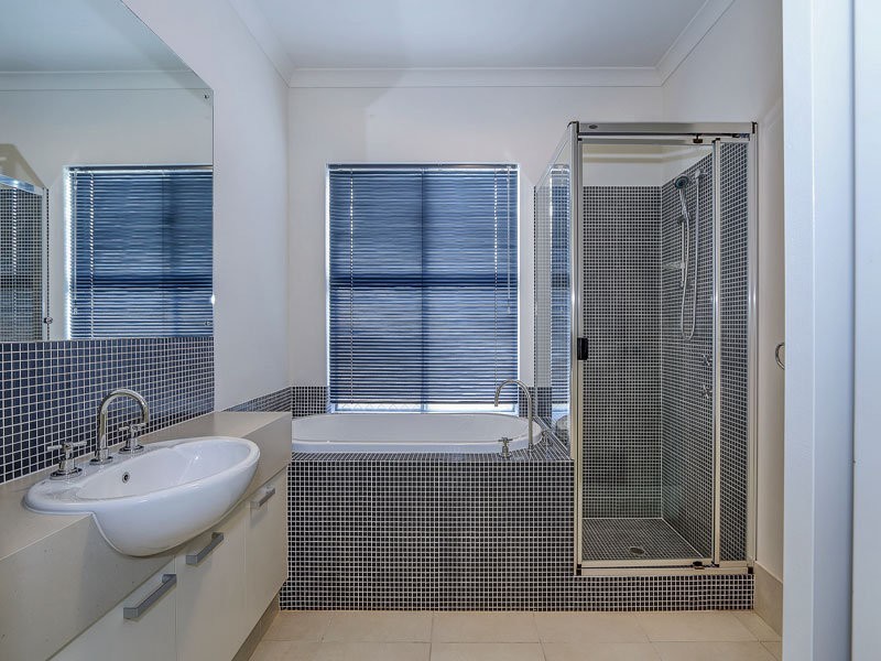 73 Lindsay Beach Boulevard, Yanchep WA 6035
