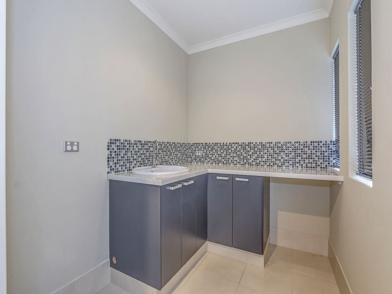 73 Lindsay Beach Boulevard, Yanchep WA 6035