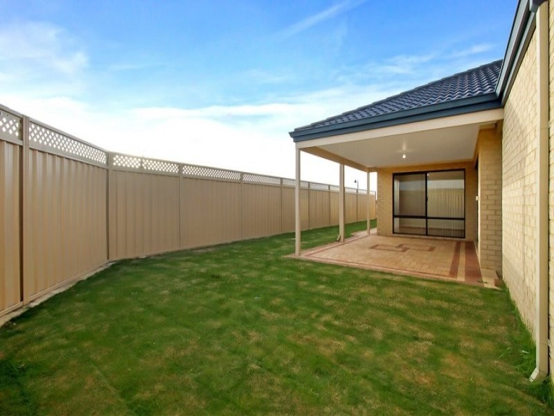 22 Ballymote Gardens, Ridgewood WA 6030