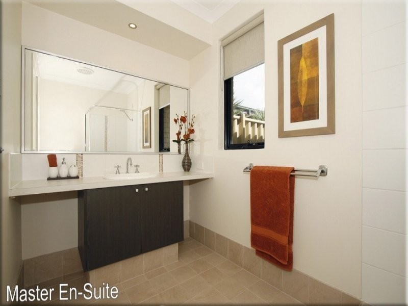 5 Landbeach Boulevard, Butler WA 6036