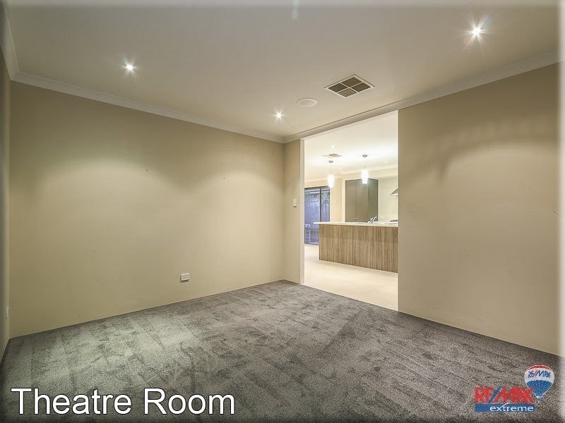 5 Landbeach Boulevard, Butler WA 6036