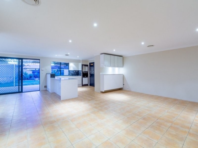 7 Coniston Parkway, Butler WA 6036