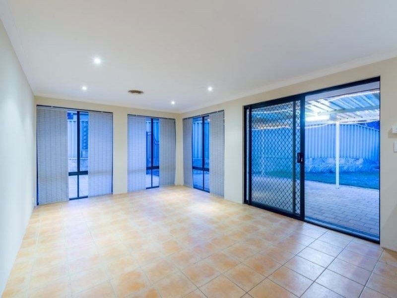 7 Coniston Parkway, Butler WA 6036