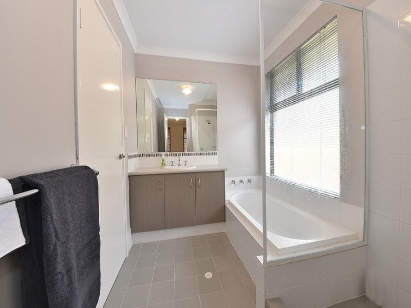 26 Finglas Meander, Butler WA 6036