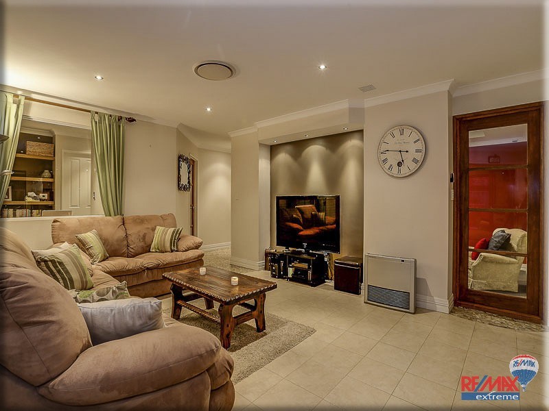 3 Dunsfold Street, Butler WA 6036
