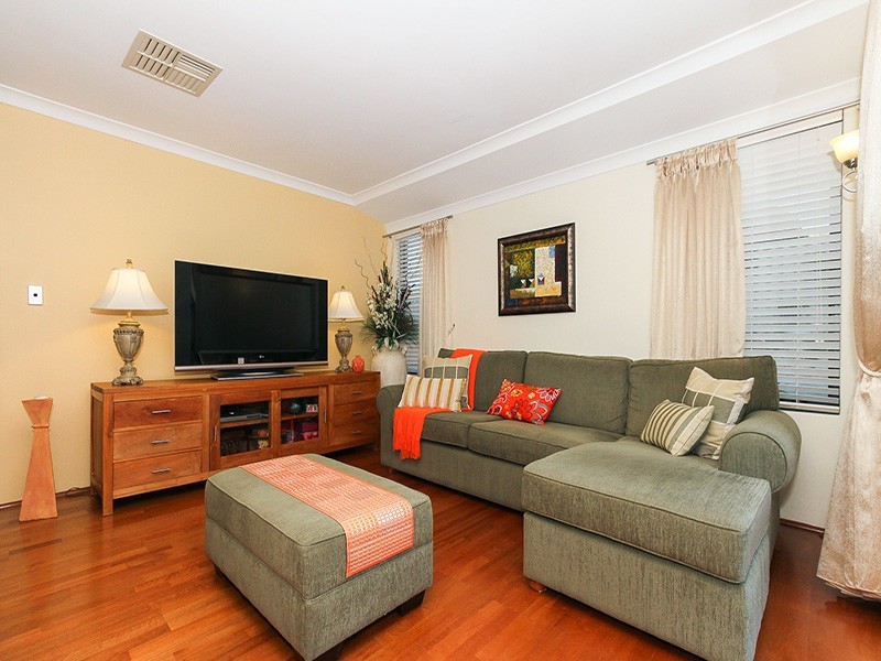 76 Kingsbridge Boulevard, Butler WA 6036