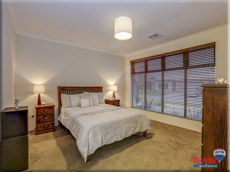 7 Daytona Road, Yanchep WA 6035