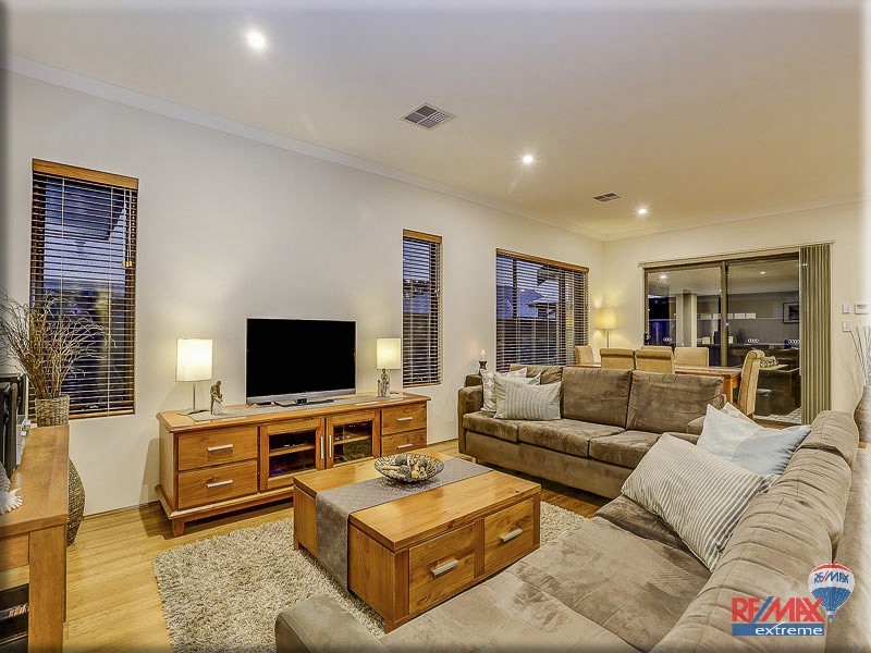 7 Daytona Road, Yanchep WA 6035