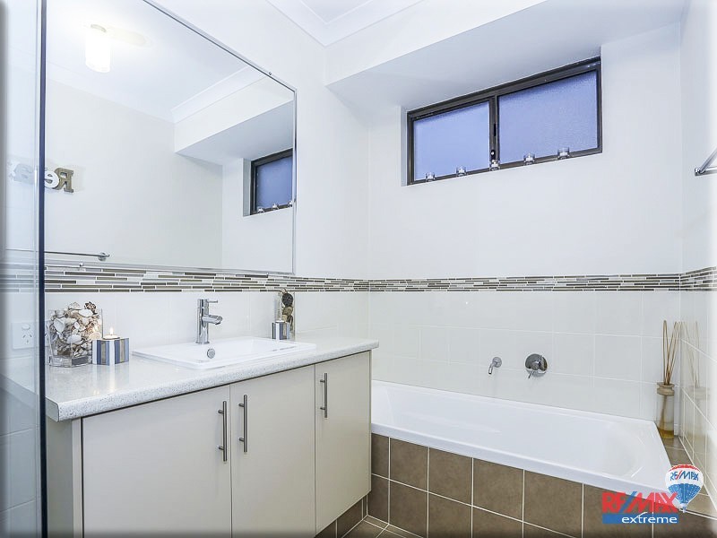 7 Daytona Road, Yanchep WA 6035