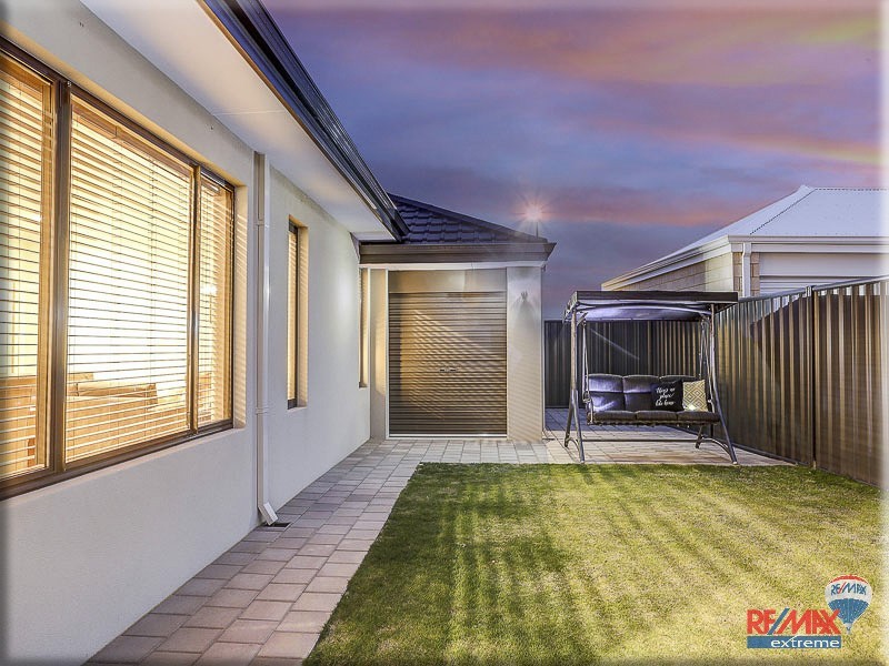 7 Daytona Road, Yanchep WA 6035