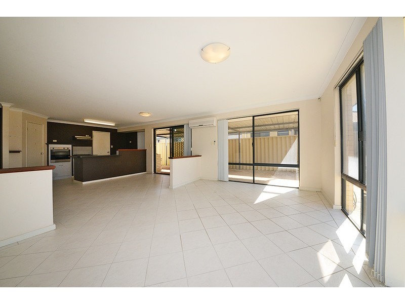 11 Chorley Avenue, Butler WA 6036
