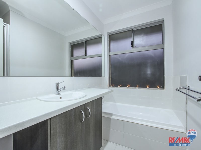 38 Bunker Crescent, Yanchep WA 6035