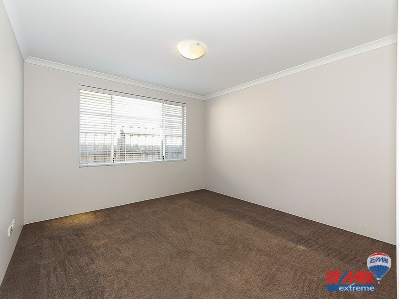 9 Lunar Street, Yanchep WA 6035