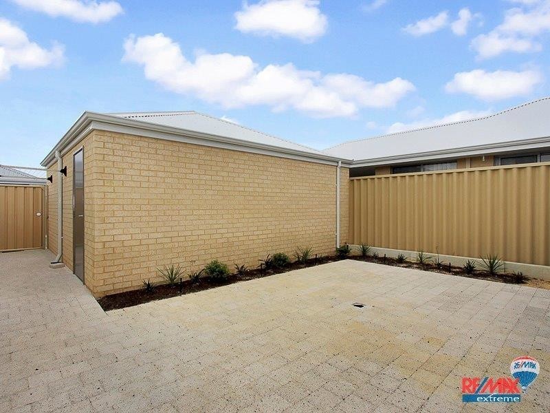 24 Carmathen Avenue, Butler WA 6036