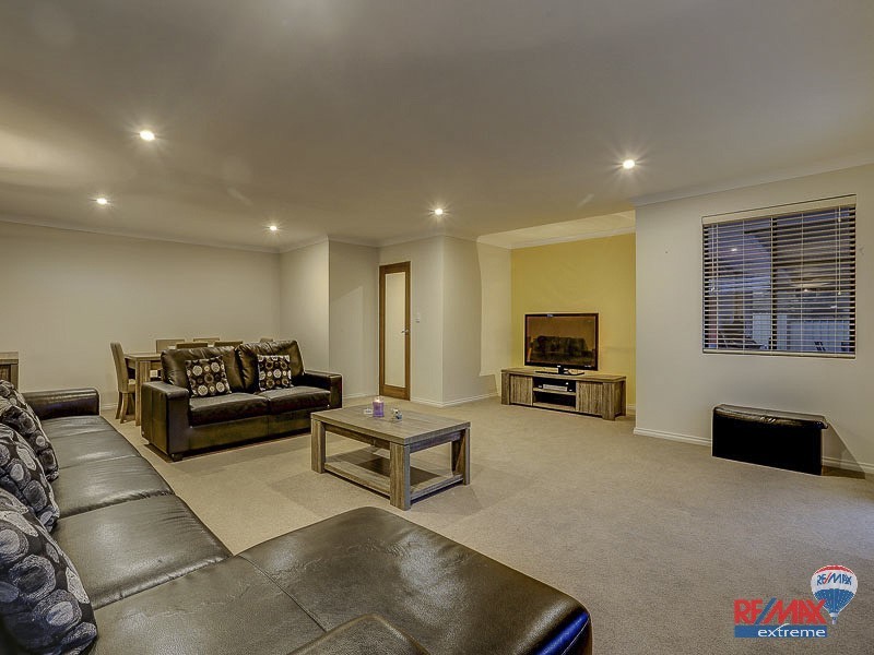 81 Lagoon Drive, Yanchep WA 6035