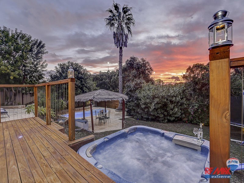 81 Lagoon Drive, Yanchep WA 6035