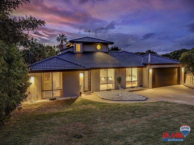 81 Lagoon Drive, Yanchep WA 6035