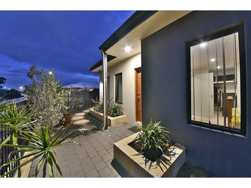 33 Newbliss Gardens, Butler WA 6036