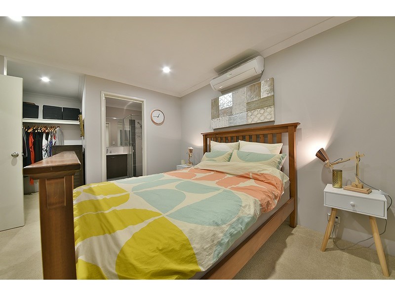 33 Newbliss Gardens, Butler WA 6036