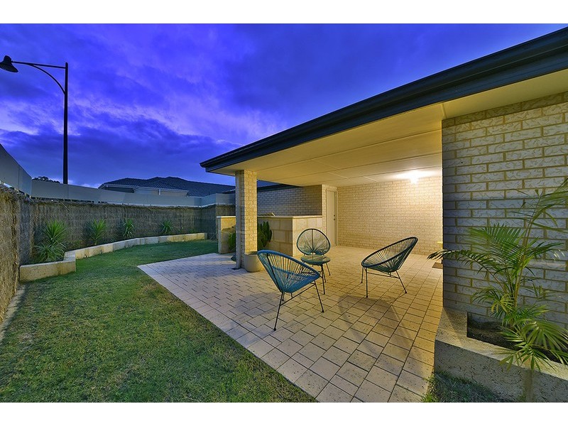 33 Newbliss Gardens, Butler WA 6036