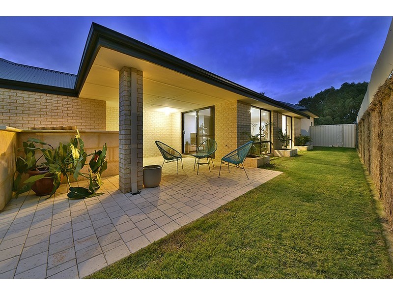 33 Newbliss Gardens, Butler WA 6036