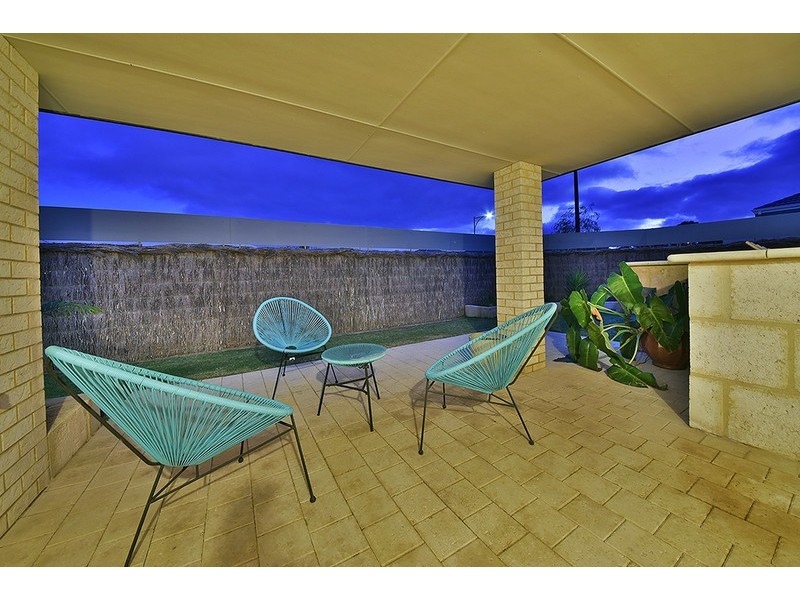 33 Newbliss Gardens, Butler WA 6036