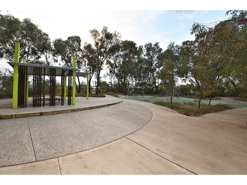 33 Newbliss Gardens, Butler WA 6036