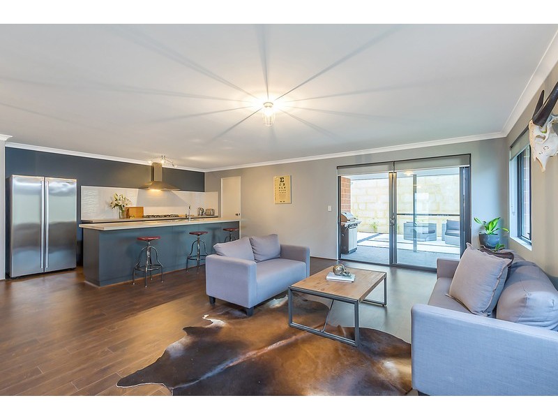 3 Apricot Road, Eglinton WA 6034