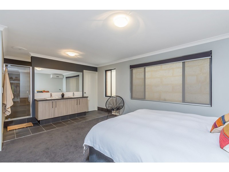 3 Apricot Road, Eglinton WA 6034