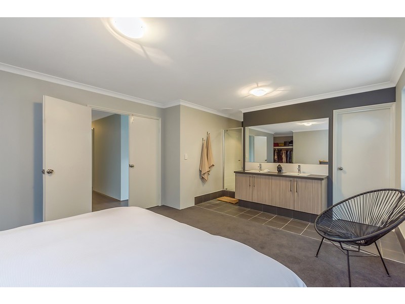 3 Apricot Road, Eglinton WA 6034