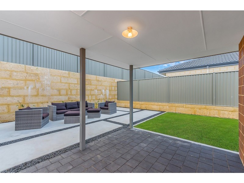 3 Apricot Road, Eglinton WA 6034