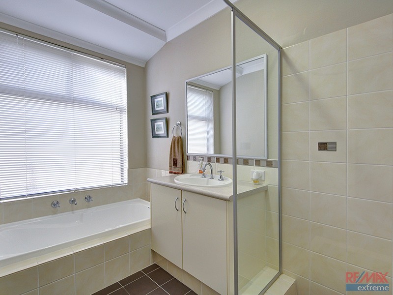 9 Pascal Mews, Ridgewood WA 6030