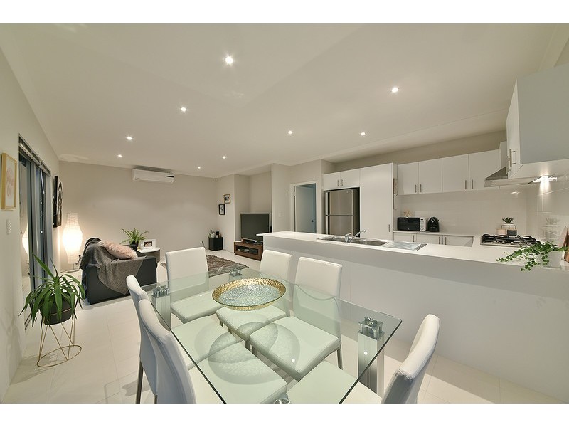 34 Langport Way, Butler WA 6036