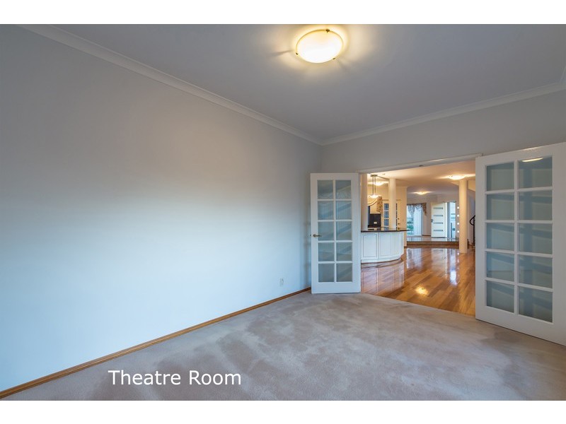 1 St Pauls Crescent, Joondalup WA 6027