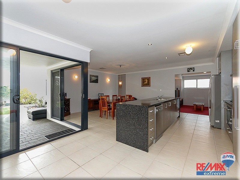 42 Topsail Loop, Alkimos WA 6038