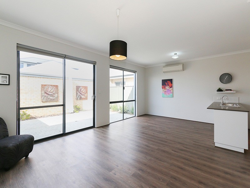 4 Antares Street, Clarkson WA 6030